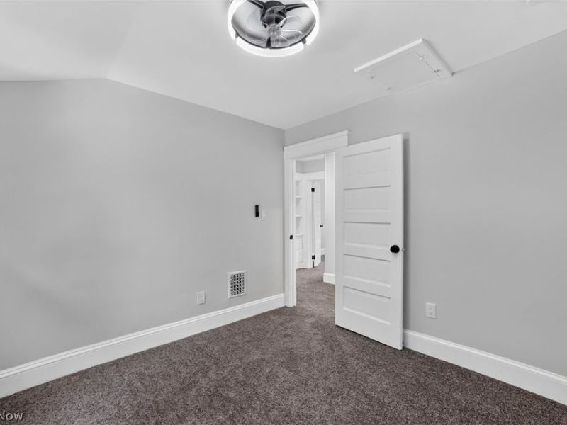 3063 W 103rd Street, Cleveland, OH 44111 Photo 22