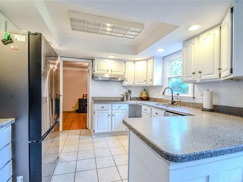 7425 Heatherwood Court, Dayton, OH 45459 Photo 8
