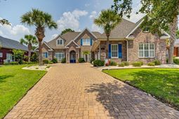 5407 Pheasant Dr. photo 4