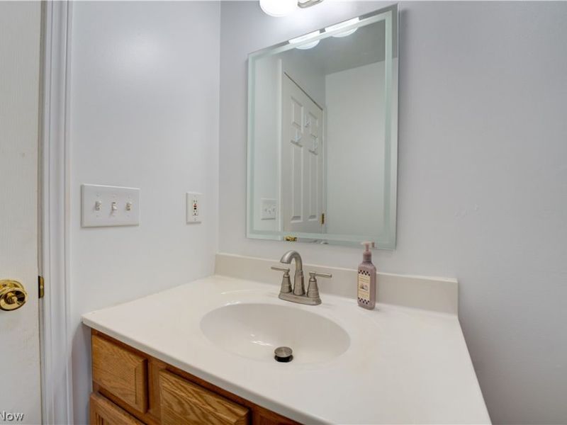 6008 Conneaut Light Drive, Vermilion, OH 44089 Photo 28
