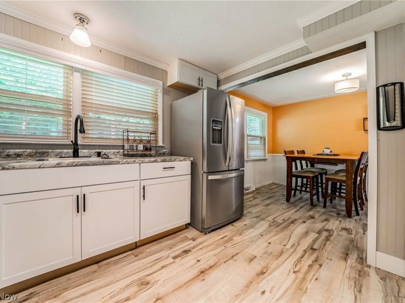 632 Irving Park Boulevard, Sheffield Lake, OH 44054 Photo 10