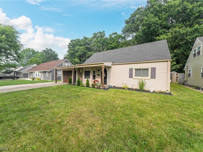 632 Irving Park Boulevard, Sheffield Lake, OH 44054 Photo 2