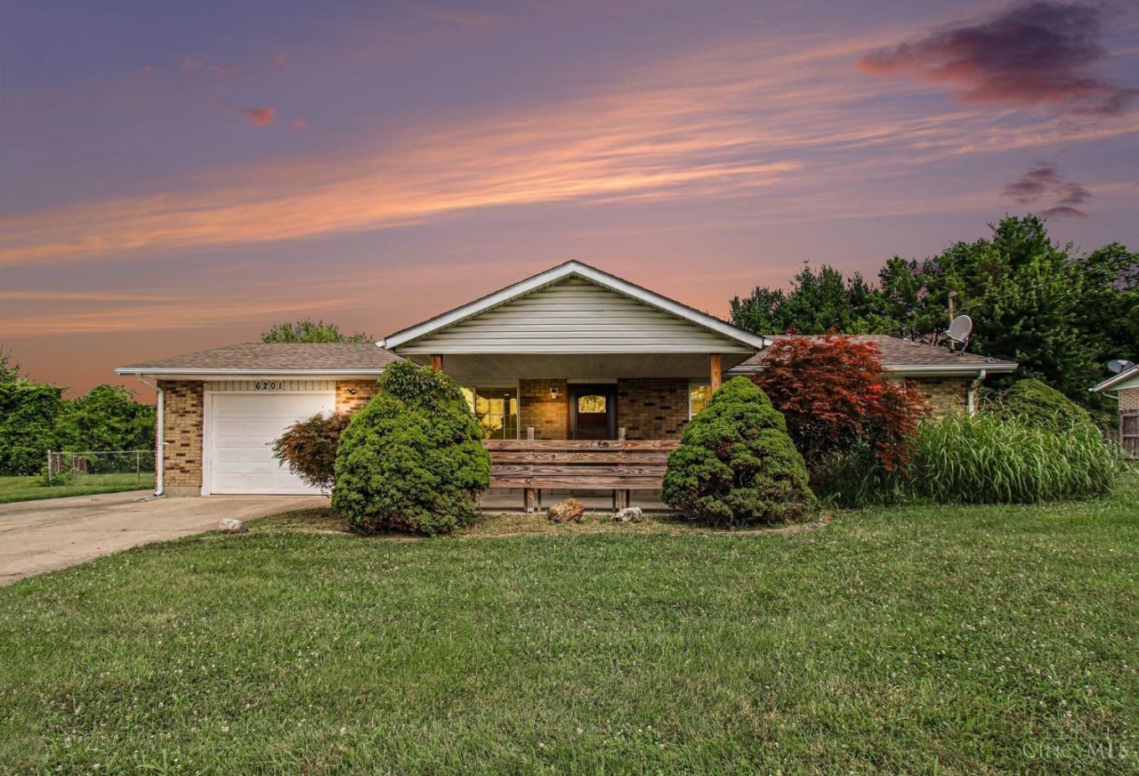 6201 Hollyberry Lane, Fairfield Twp, OH 45011 Main Photo