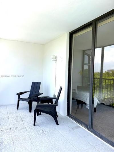 20100 W Country Club Dr, Unit 608, Aventura, FL 33180 Photo