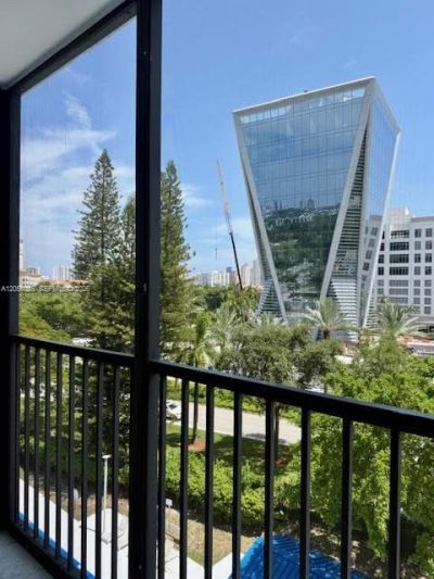 20100 W Country Club Dr, Unit 608, Aventura, FL 33180 Photo