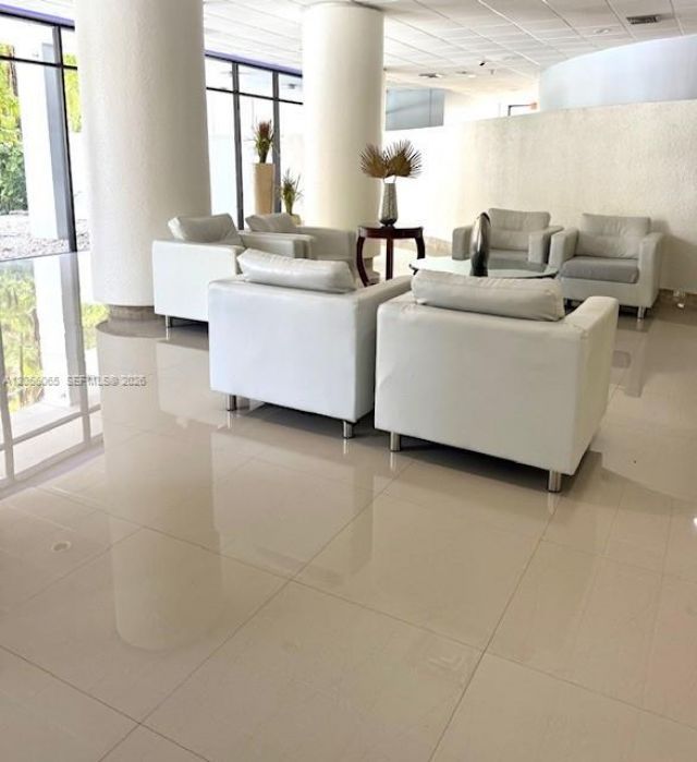20100 W Country Club Dr, Unit 608, Aventura, FL 33180 Photo