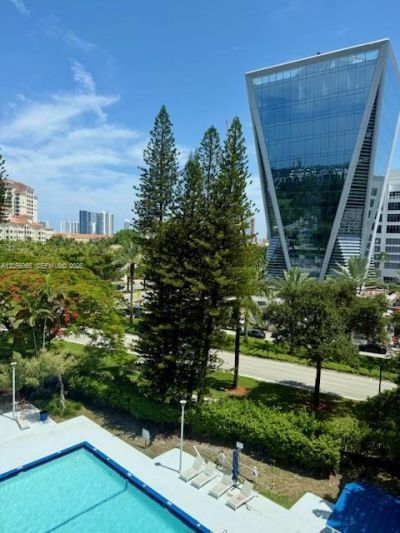 20100 W Country Club Dr, Unit 608, Aventura, FL 33180 Photo