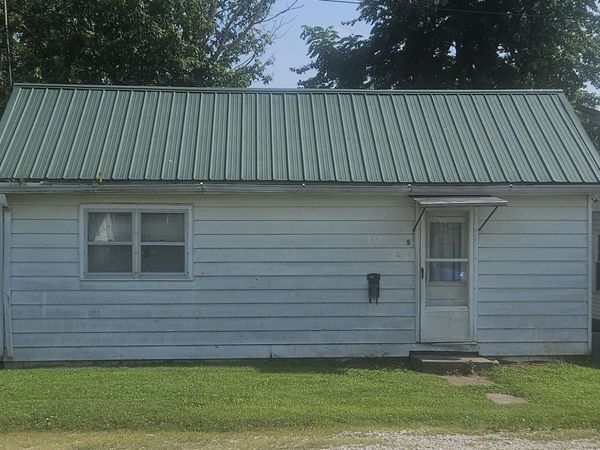 115 E walnut Street, Odon, IN 47562
