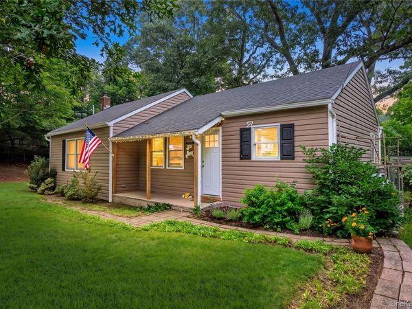 27 Glen Drive , Sound Beach, NY 11789