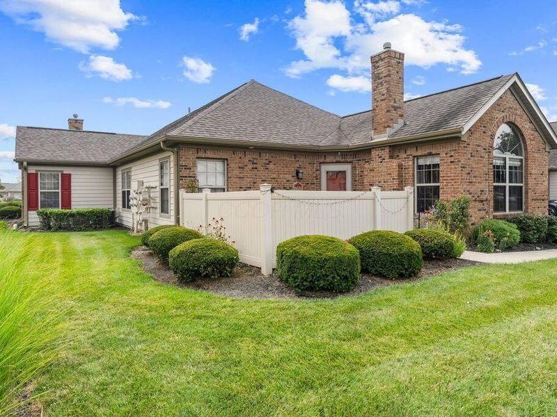 6026 Landings Pond Place , Unit 30, Grove City, OH 43123 Photo 2