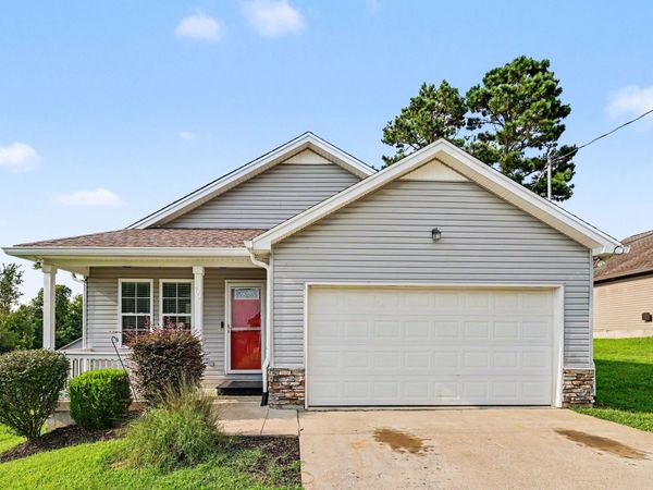 209 Woodsong lane, Columbia, TN 38401