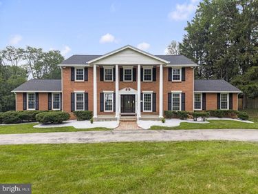 1215 CLUB HOUSE ROAD, GLADWYNE, PA 19035