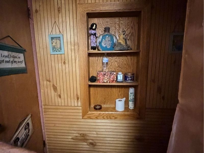 800 Walsh Avenue, Akron, OH 44310 Photo 9