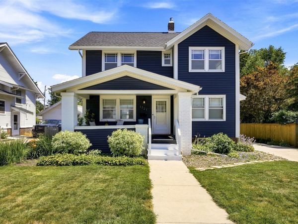 1721 2nd Avenue SE, Cedar Rapids, IA 52403