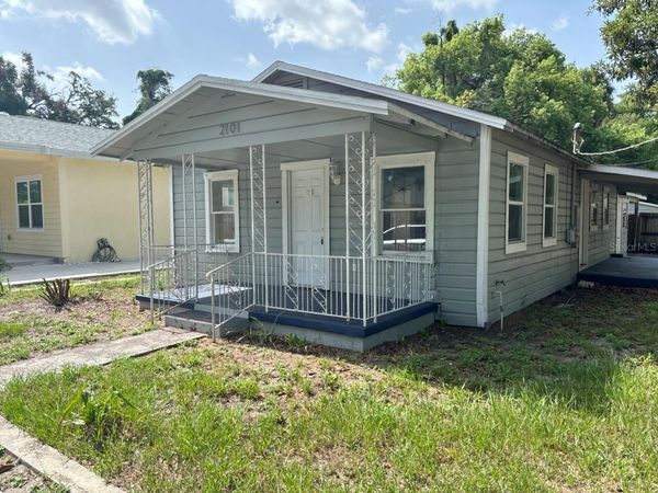 2101 E ELLICOTT STREET, TAMPA, FL 33610