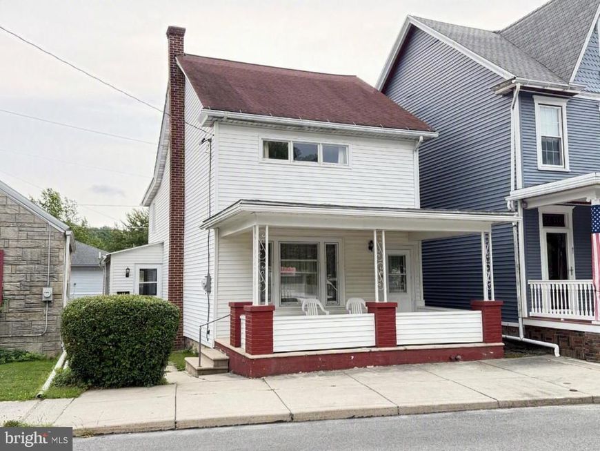 45 W Holland Street, Summit Hill, PA 18250 Main Photo