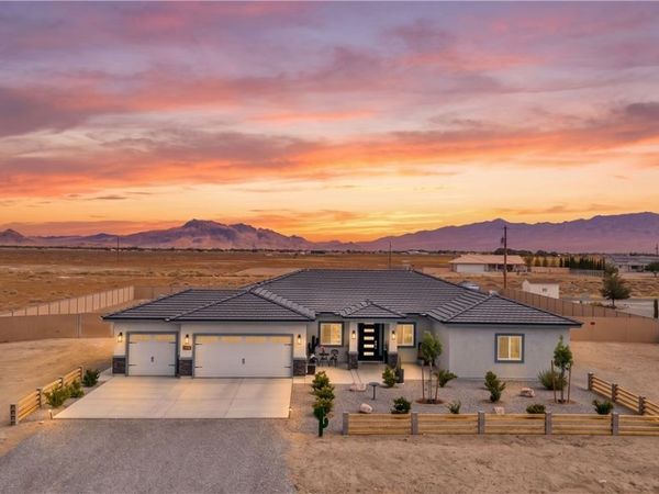 2700 Carnation Way , Pahrump, NV 89048
