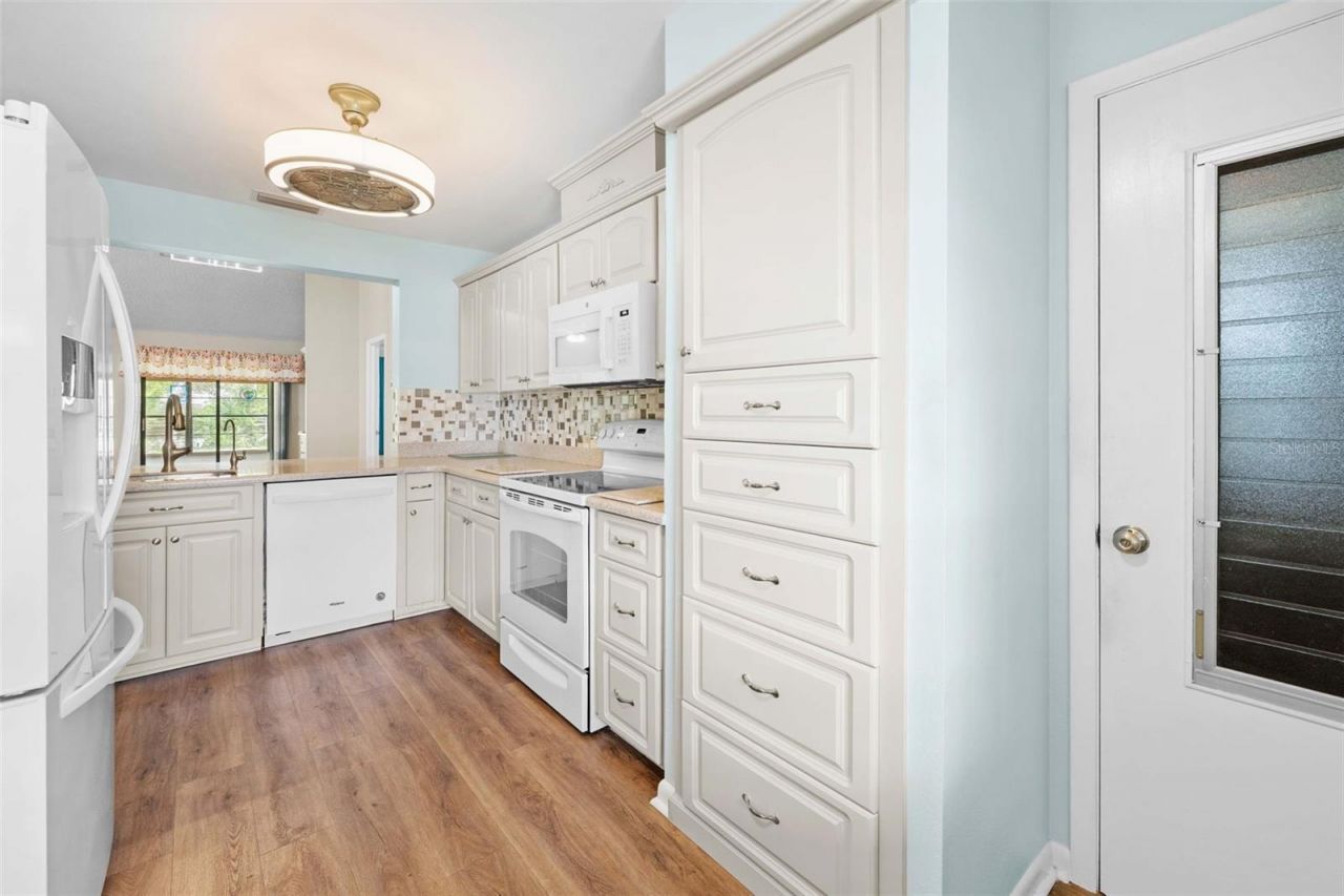 11613 Pear Tree Drive , New Port Richey, FL 34654 Photo