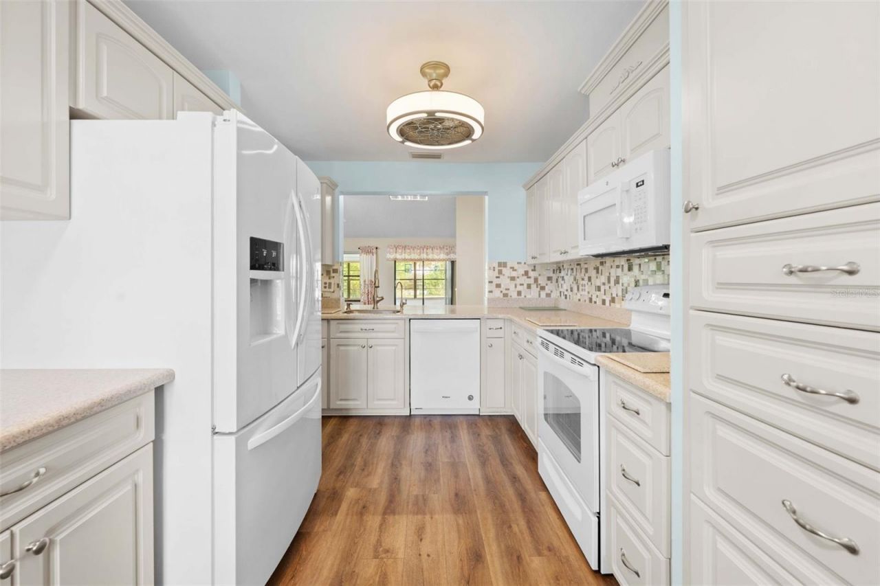 11613 Pear Tree Drive , New Port Richey, FL 34654 Photo