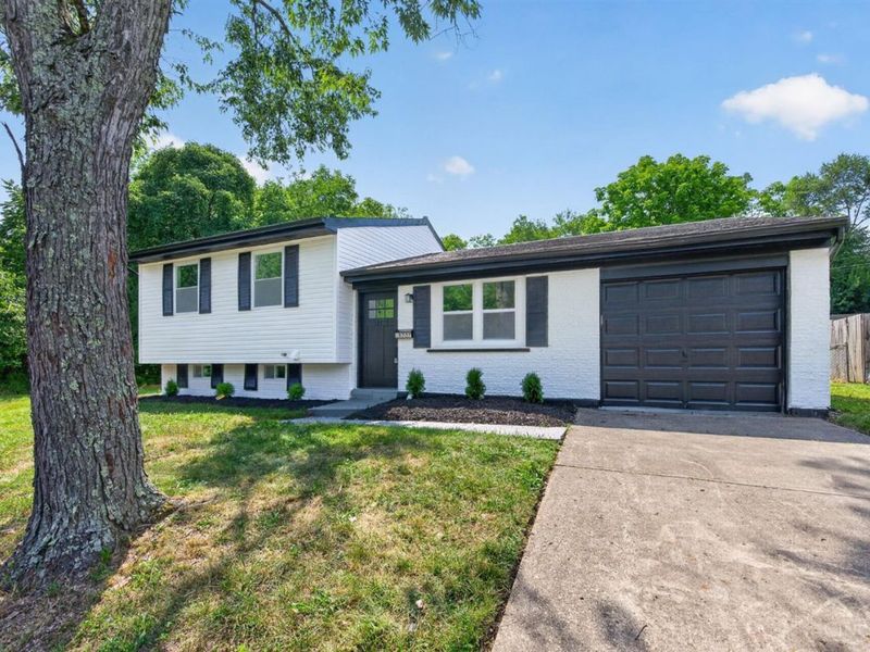 10757 Shadowridge Lane, Springfield Twp., OH 45240 Photo 3