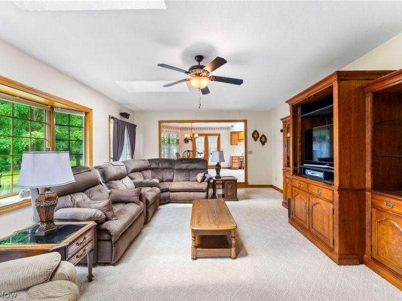 5201 S Saratoga Avenue, Austintown, OH 44515 Photo 18