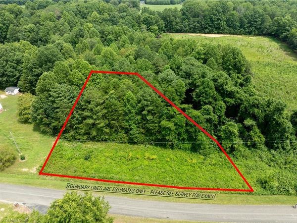 0 J P LYNCH Road , Pilot Mountain, NC 27041
