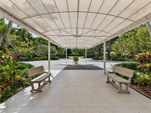 804 CYPRESS Boulevard, Unit 503, Pompano Beach, FL 33069
