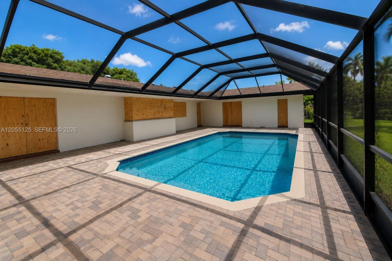 16842 SW 86th Ave, Palmetto Bay, FL 33157 Photo
