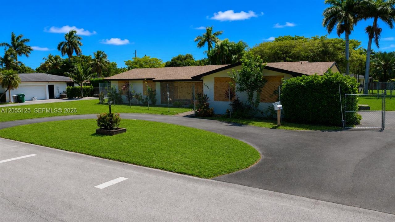 16842 SW 86th Ave, Palmetto Bay, FL 33157 Photo