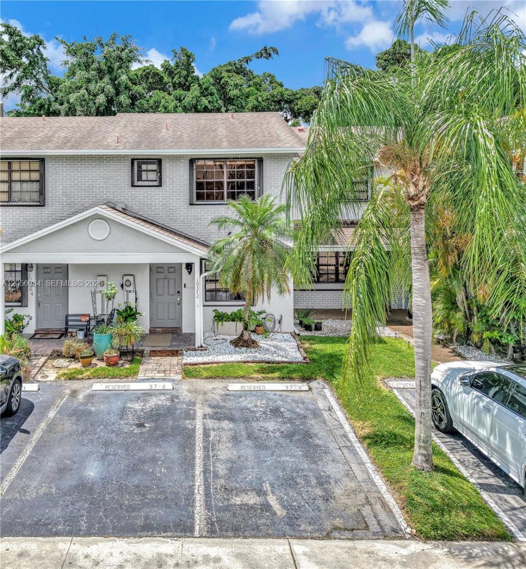 10372 NW 3rd St, Pembroke Pines, FL 33026 Photo