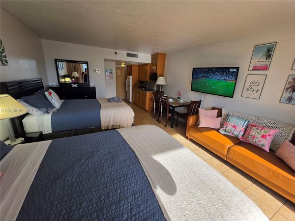 19201 Collins Ave , Unit 433, Sunny Isles Beach, FL 33160