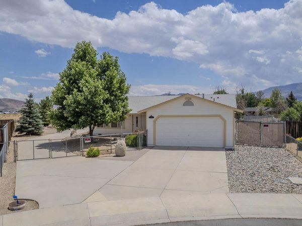 810 Brandy Court, Dayton, NV 89403