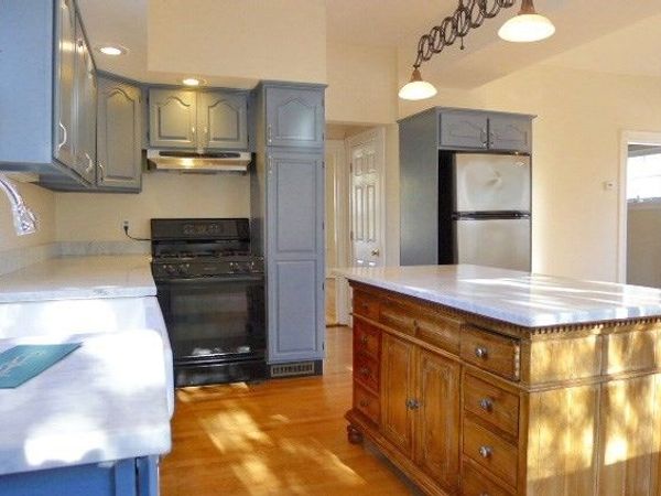 155 Oak St, Newton, MA 02464
