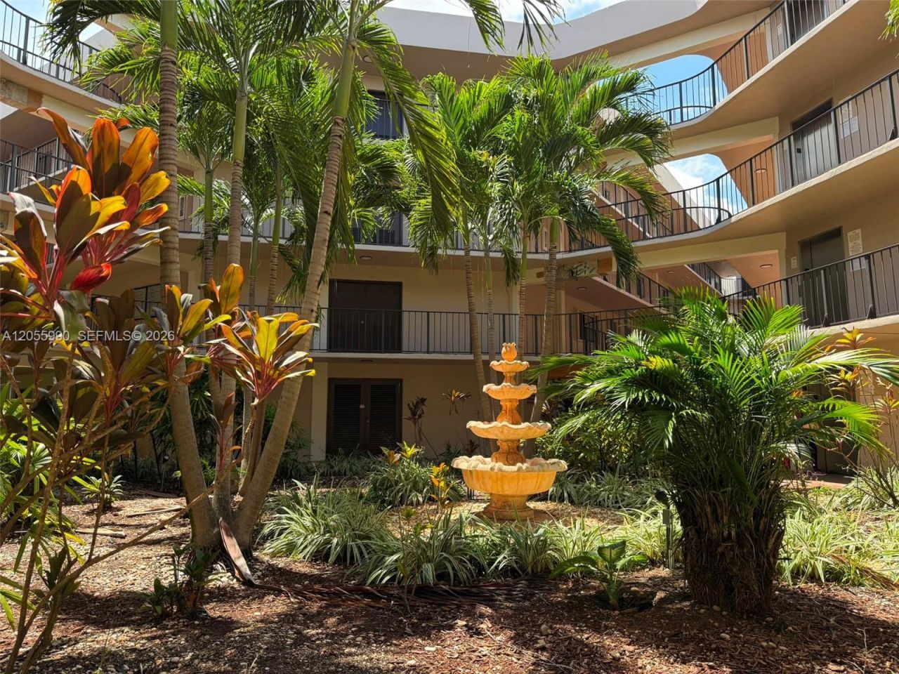 8420 SW 133rd Ave Rd , Unit 317, Miami, FL 33183 Photo