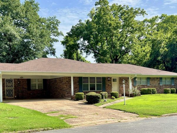 1350 Lee Avenue , Arkadelphia, AR 71923