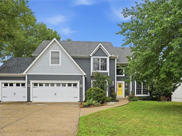 809 Cottonwood Place, Liberty, MO 64068