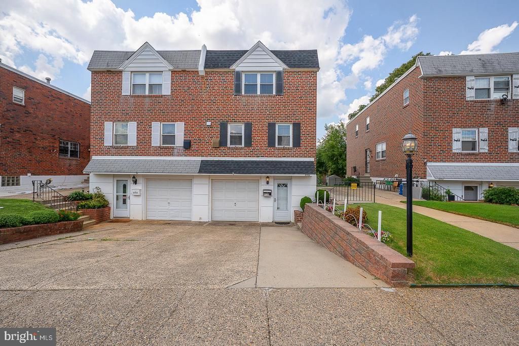 8910 SYLVIA LANE, PHILADELPHIA, PA 19115