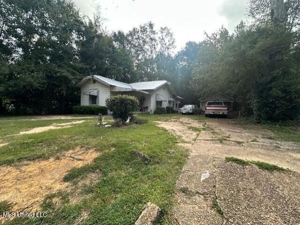 513 S 5th Street, McComb, MS 39648