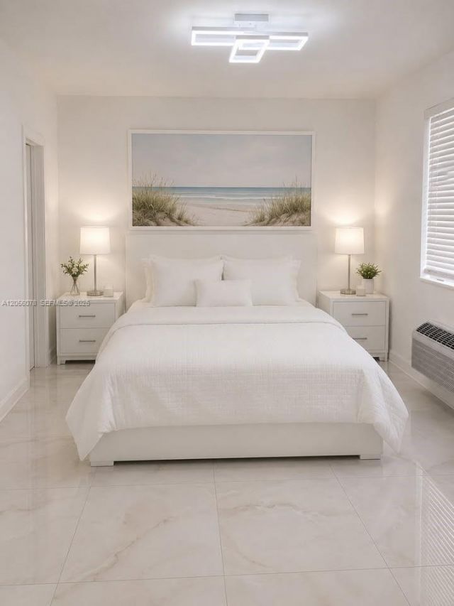 450 77th St, Unit 2, Miami Beach, FL 33141 Photo