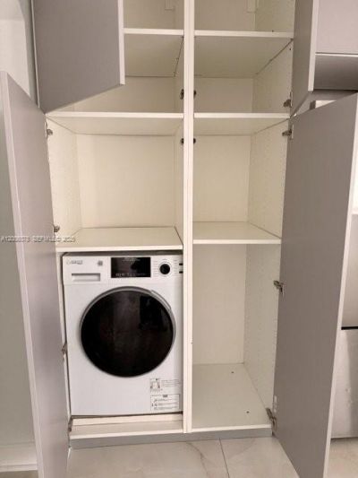 450 77th St, Unit 2, Miami Beach, FL 33141 Photo