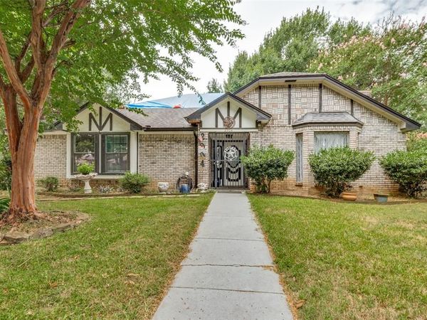 2904 Pitkin Drive , Arlington, TX 76006