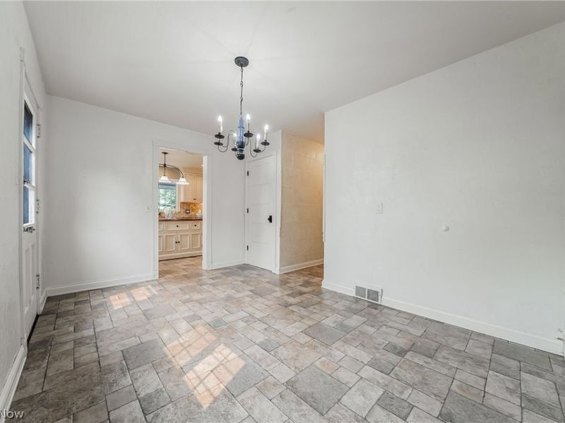 18690 Inglewood Avenue, Rocky River, OH 44116 Photo 18