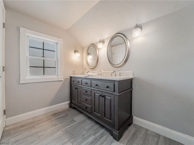 18690 Inglewood Avenue, Rocky River, OH 44116 Photo 36
