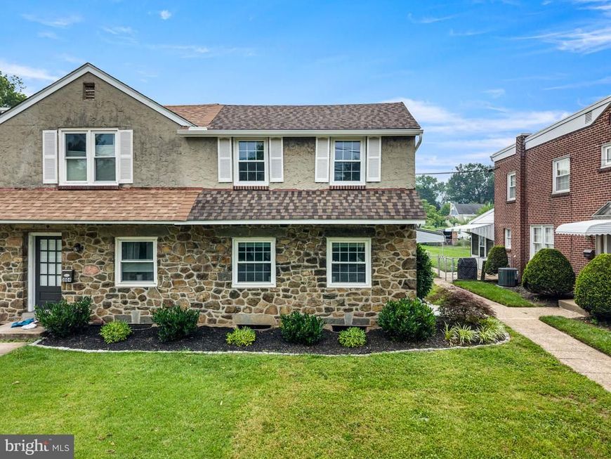 1006 W Bridge Street, Phoenixville, PA 19460 Main Photo