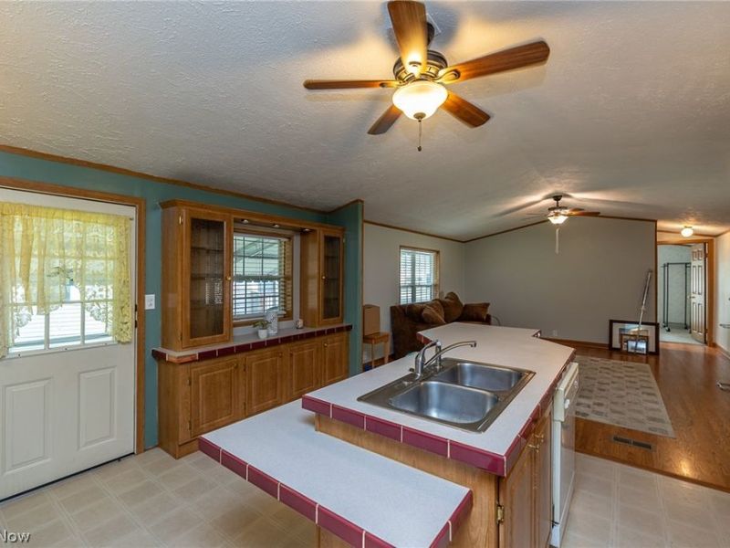 15 Elgin Oval, Olmsted Township, OH 44138 Photo 13
