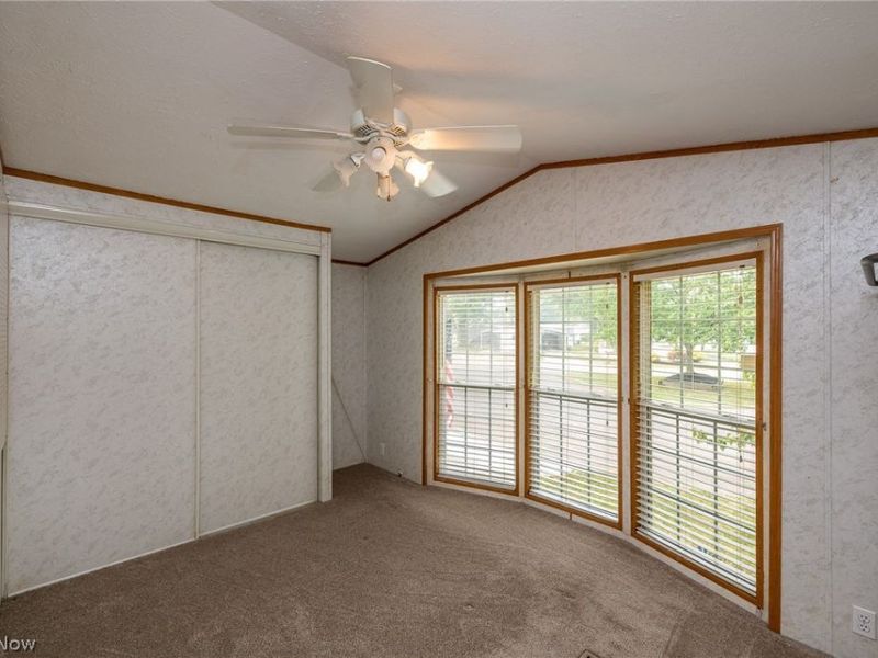 15 Elgin Oval, Olmsted Township, OH 44138 Photo 21