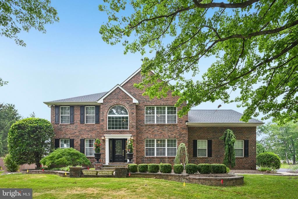 415 HIDDEN OAKS DRIVE, YARDLEY, PA 19067