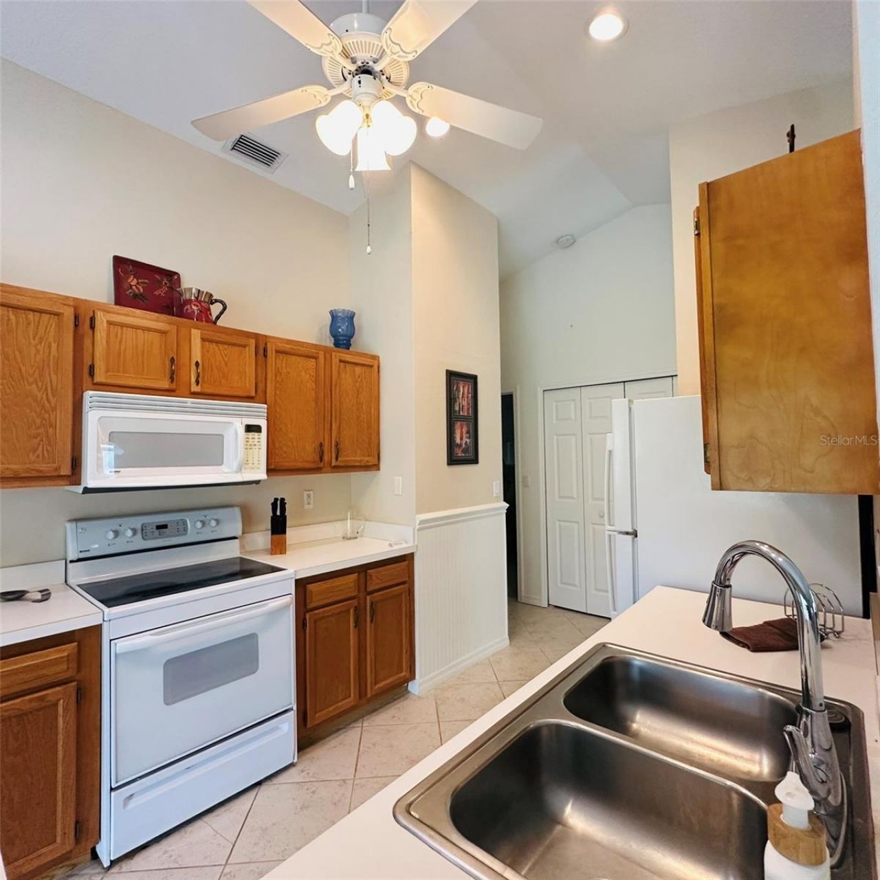 13412 SW Pembroke Circle N, Lake Suzy, FL 34269 Photo