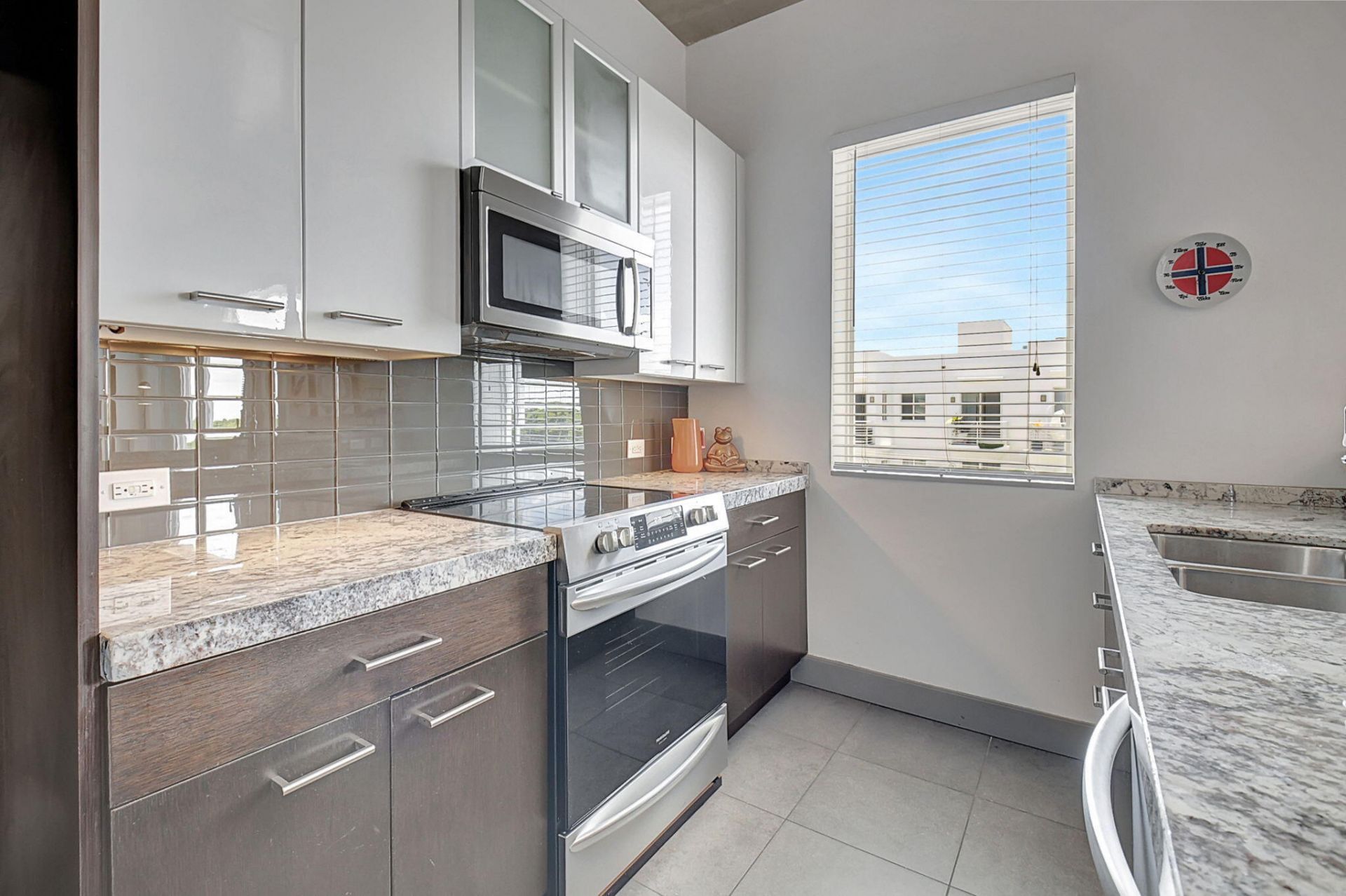 111 SE 2nd Street, Unit 402, Delray Beach, FL 33444 Photo