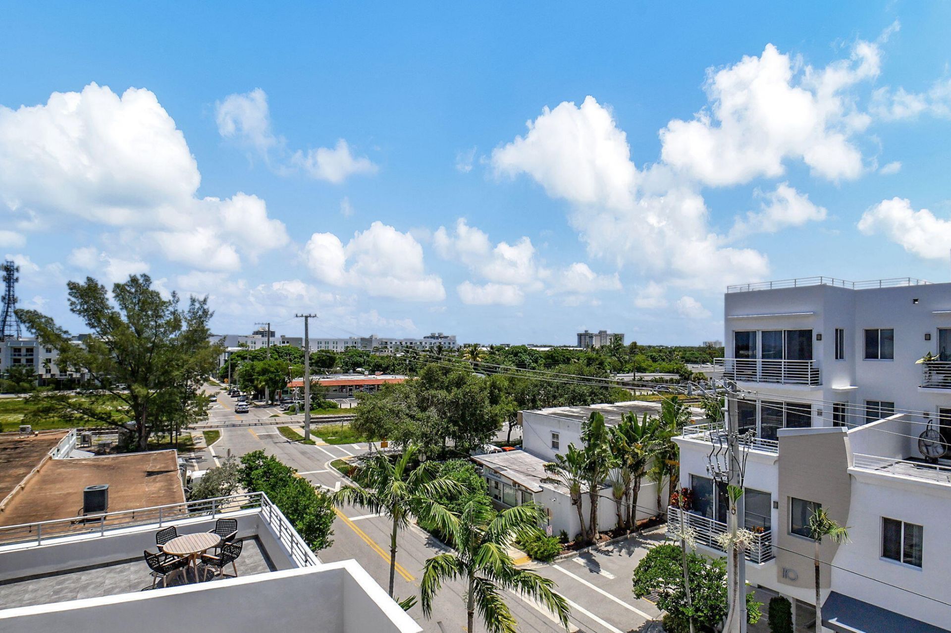 111 SE 2nd Street, Unit 402, Delray Beach, FL 33444 Photo